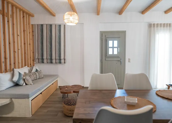 Epithea 4 με ιδιωτική πισίνα 펜션 *