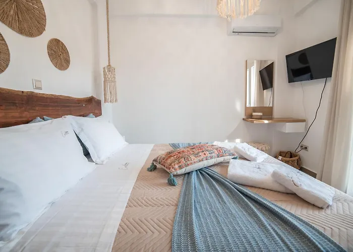 Epithea 4 με ιδιωτική πισίνα Feriehus Kythnos